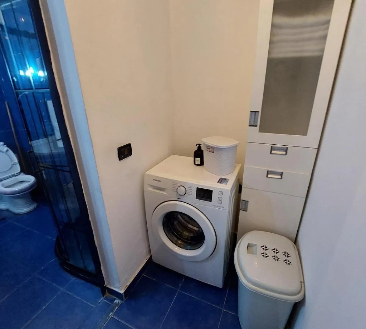 Selefi Apartment Tirana 0*,  Albanien